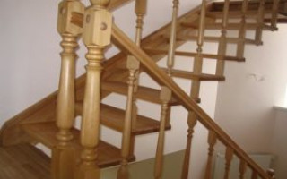 Как крепить металлические балясины в деревянную лестницу